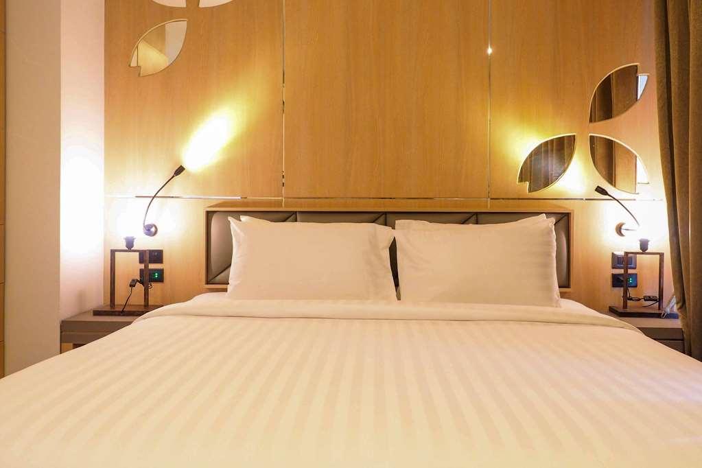 Clarion Hotel Patong Phuket Ruang foto