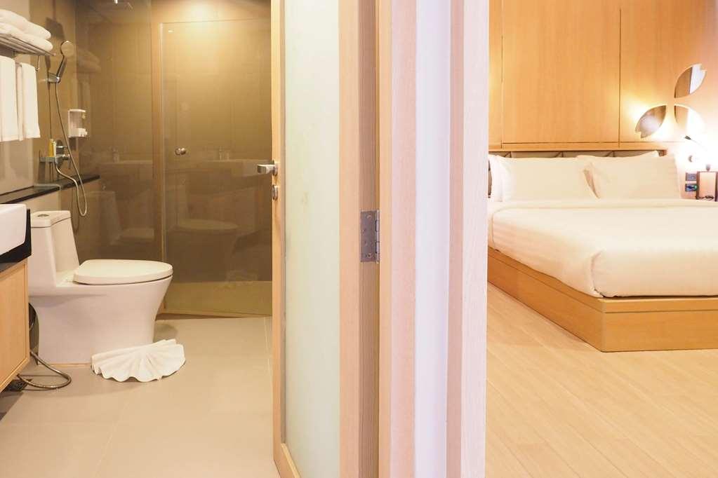 Clarion Hotel Patong Phuket Ruang foto