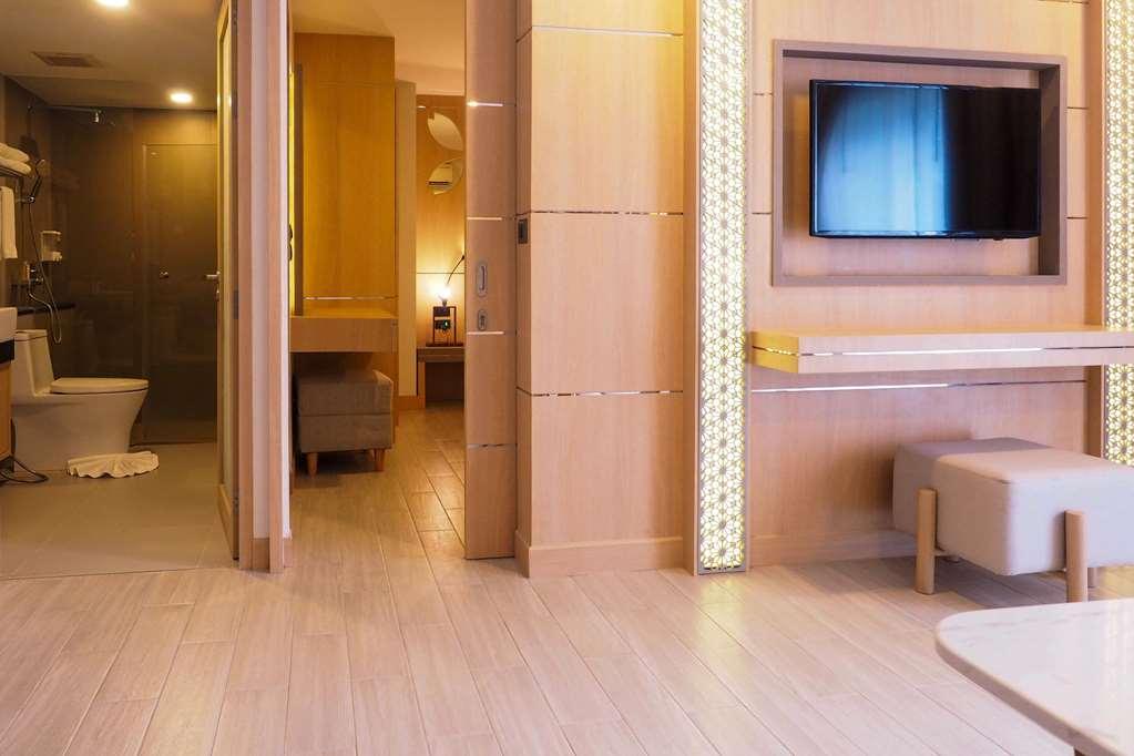 Clarion Hotel Patong Phuket Ruang foto